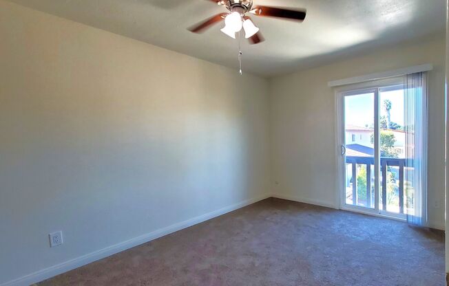 Comfortable 2 bedr townhome