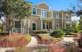 325 SAPPHIRE LK DR