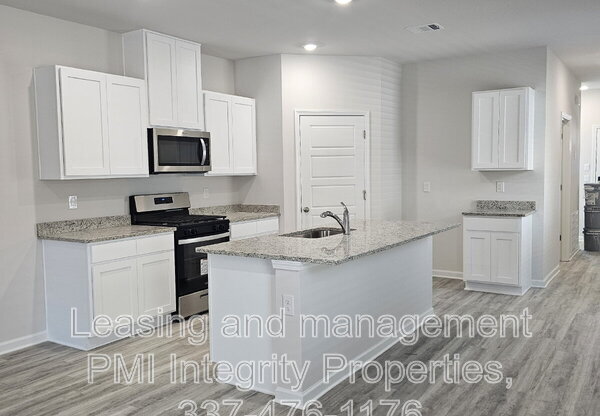 932 RENOVA DR