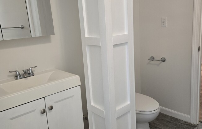 4 beds, 2 baths, $4,900, Unit 101