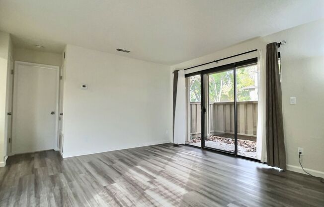 1 Bed/1 Bath Updated Condo with Great Amenities in Blossom Valley