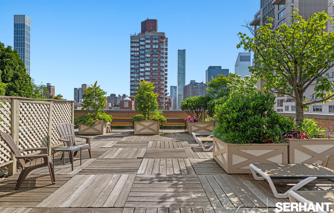 Studio, 1 bath, $3,800, Unit 16L