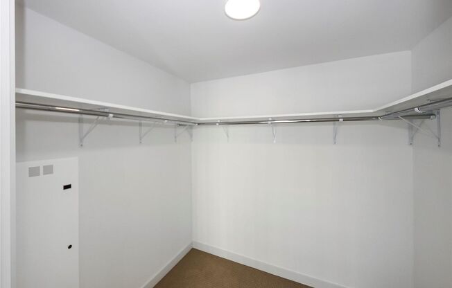 1 bed, 1 bath, $3,400