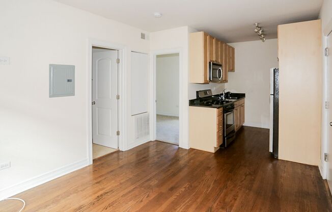1 bed, 1 bath, 449 sqft, $1,795, Unit 3814S-2W