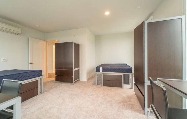 3 beds, 2 baths, 1,360 sqft, $999, Unit 702 Room 2 Bed A