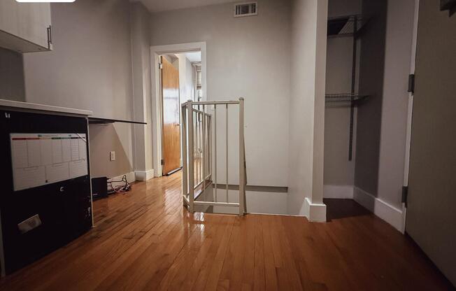 1 bed, 1 bath, $2,995, Unit B