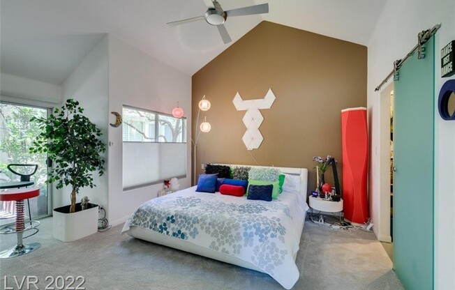 6923 EMERALD SPG LN