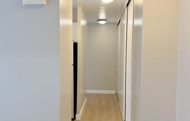 2 beds, 1 bath, 856 sqft, $1,825, Unit 505