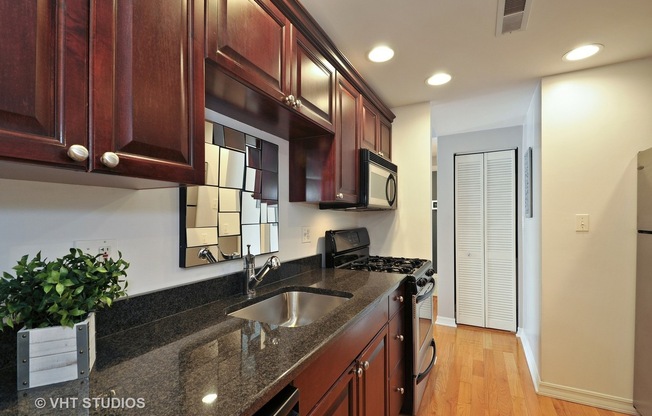 2649 N Kedzie Avenue Unit #3G