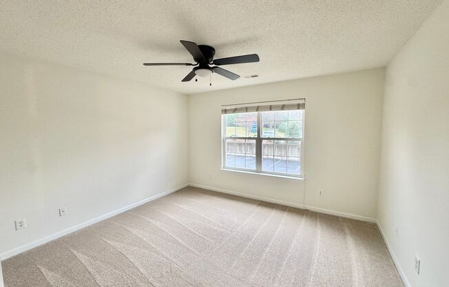2 beds, 2 baths, $1,395, Unit 321-302