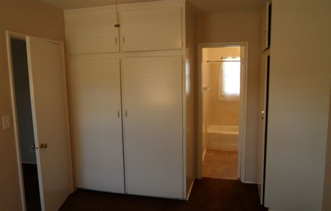 1 bed, 1 bath, 500 sqft, $2,000, Unit 395