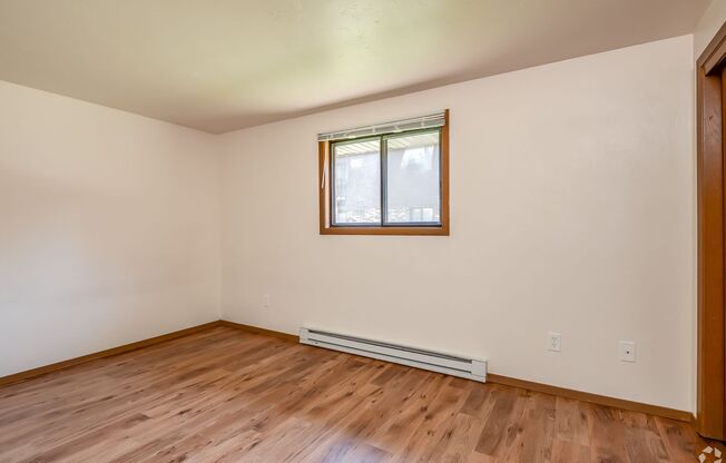 1 bed, 1 bath, 490 sqft, $849.99, Unit 1670-06