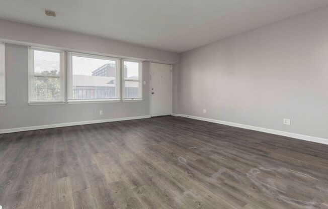 2 beds, 2 baths, $995, Unit 327