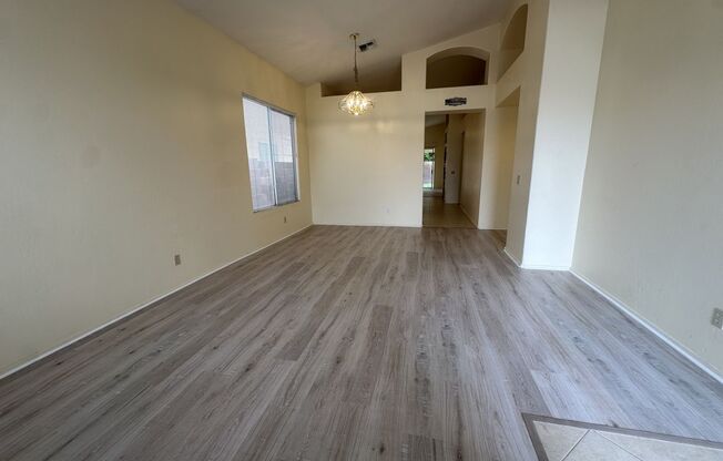 CONVENIENT CHANDLER LOCATION