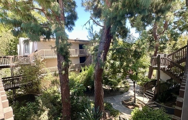 500 S Oak Knoll #2
