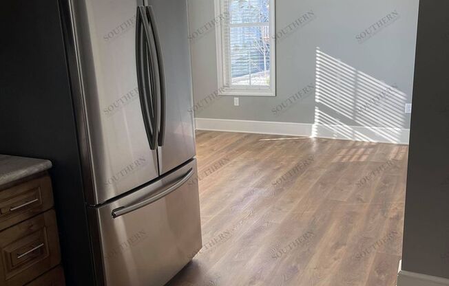 2 beds, 2 baths, 1,000 sqft, $1,300, Unit Suite 50