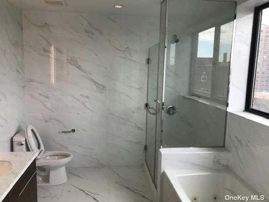 3 beds, 3 baths, 1,890 sqft, $4,800, Unit 7B