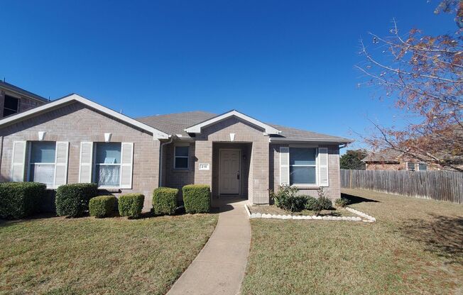 3 beds, 2 baths, $2,150