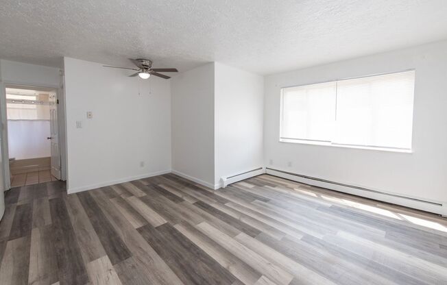 3294 CAMVIC TERRACE APARTMENTS