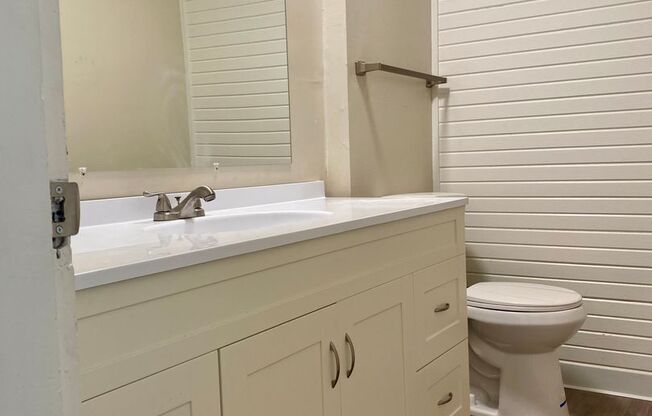 2 beds, 1 bath, 846 sqft, $1,015, Unit 45A-R