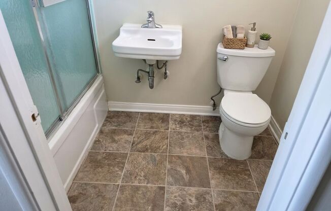 1030 W. Olive Ave., Burbank, CA 91506