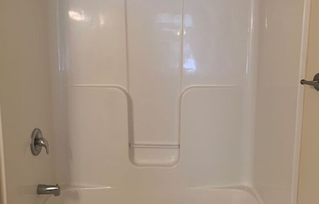 2 beds, 2 baths, 1,200 sqft, $1,495, Unit 3717-205