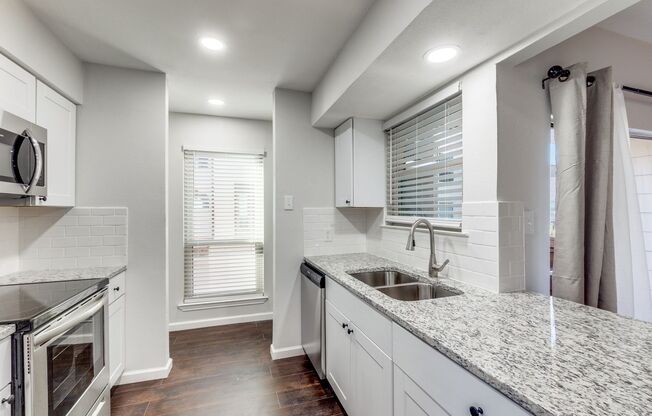 9730 WHITEHURST