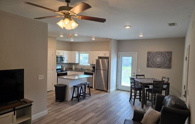 2 Bed 2 Bath