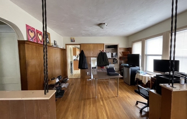 67 Euston Rd Apt 1
