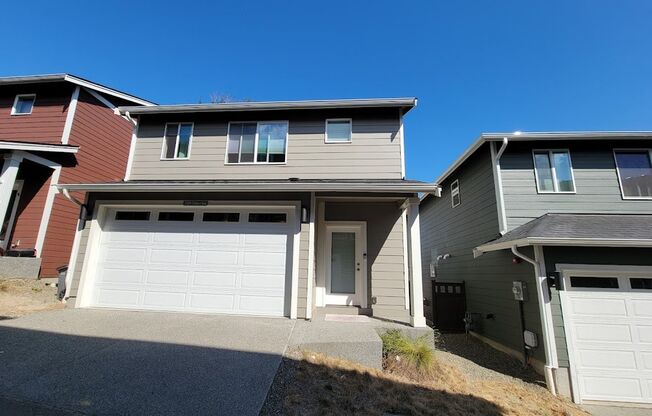 Beautiful, well maintained 3 bed Pinnacle Peak home in Manette