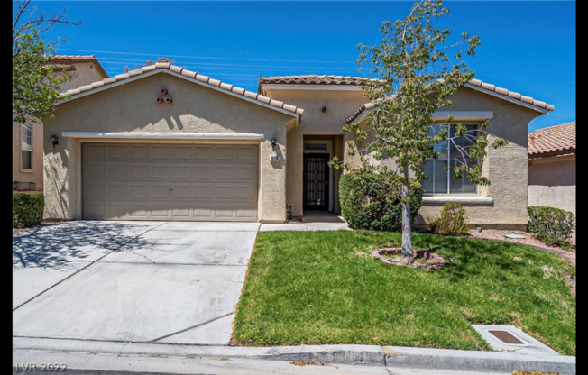 AMERICANA Property Mgmt - Charming 3 beds 1 story house in Summerlin North