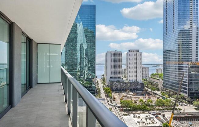 3 beds, 2 baths, 1,154 sqft, $6,000, Unit # 1706