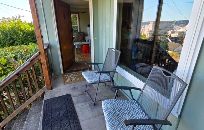 Charming Charleston Classic close to PSNS!