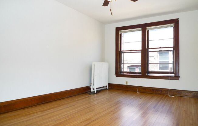 1 bed, 1 bath, 410 sqft, $865, Unit 22 - 31