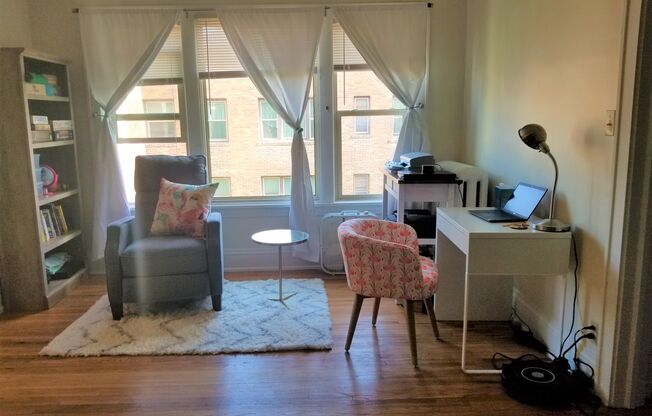 1 bed, 1 bath, 550 sqft, $1,069, Unit 2809-303