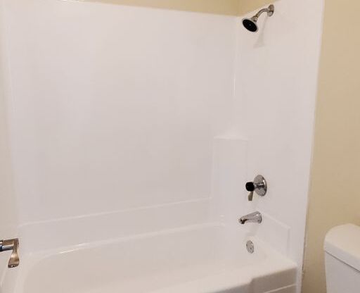 2 beds, 1 bath, 780 sqft, $2,500, Unit 327