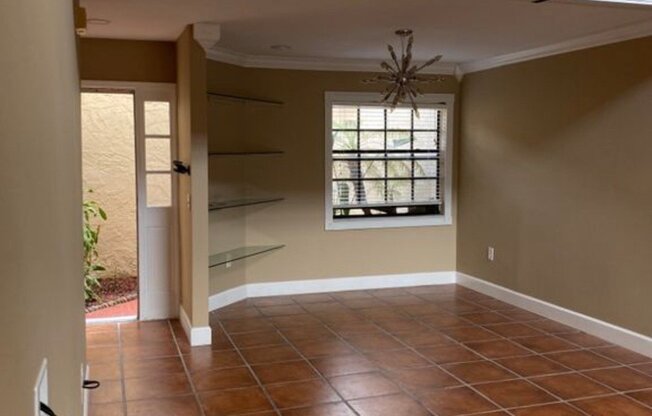 10442 SAINT TROPEZ PL