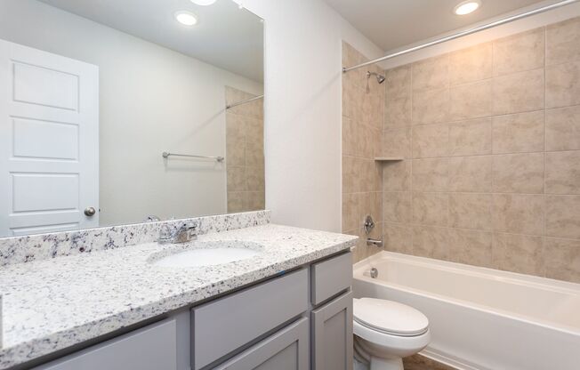 3 beds, 2.5 baths, $1,395, Unit 271 Stefan Estate