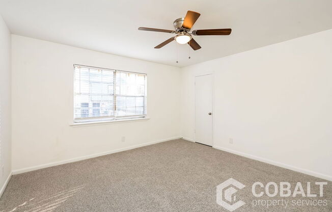 2 beds, 1.5 baths, 1,100 sqft, $1,299, Unit E25