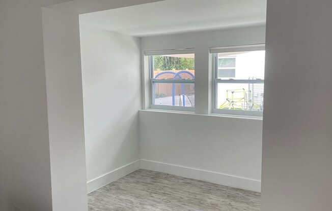 35 SW 6 ST