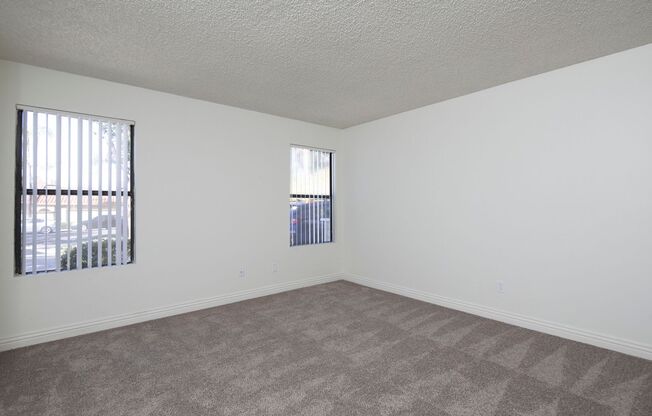 2 beds, 2 baths, $2,950, Unit 7524-A