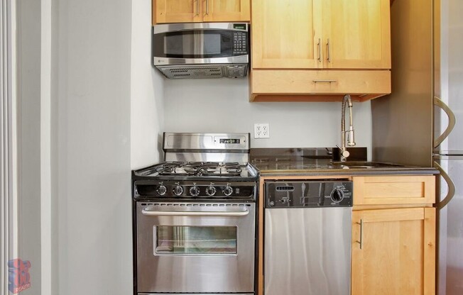 343 E 5th St #9