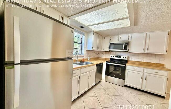 3416 SUNRISE VILLA CT N