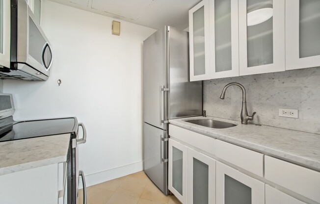 1 bed, 1 bath, 740 sqft, $13,500, Unit 1211