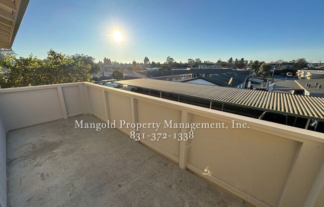 2 beds, 1 bath, 717 sqft, $2,275, Unit 22-E