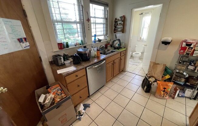 24 Claymoss Rd Apt 1