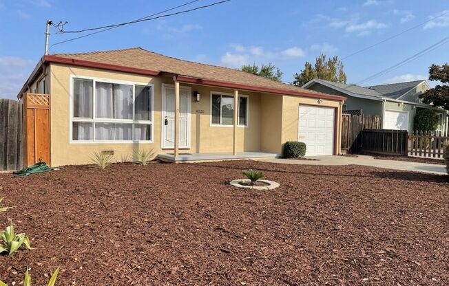 AVAILABLE NOW! | $3,790 / Charming 3BR/2BA Single-Story Home in Mission San Jose, Fremont!
