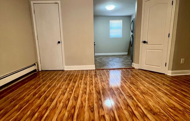 Gorgeous 3-Bedroom Townhome in Juniata! Available NOW!