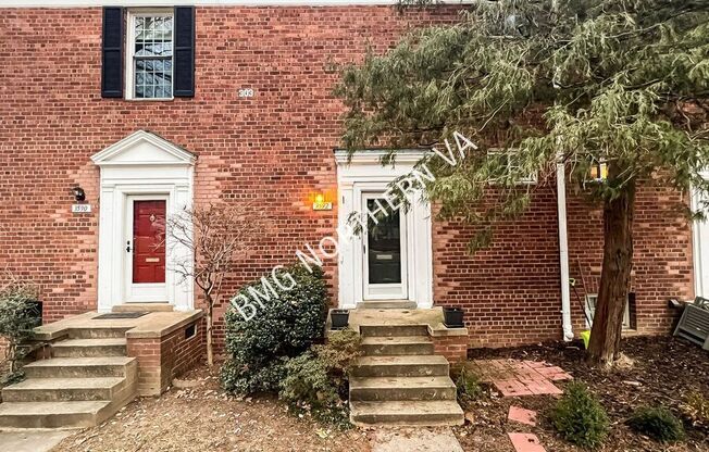 3592 MARTHA CUSTIS DR