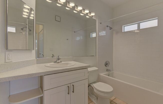 2 beds, 2 baths, $1,650